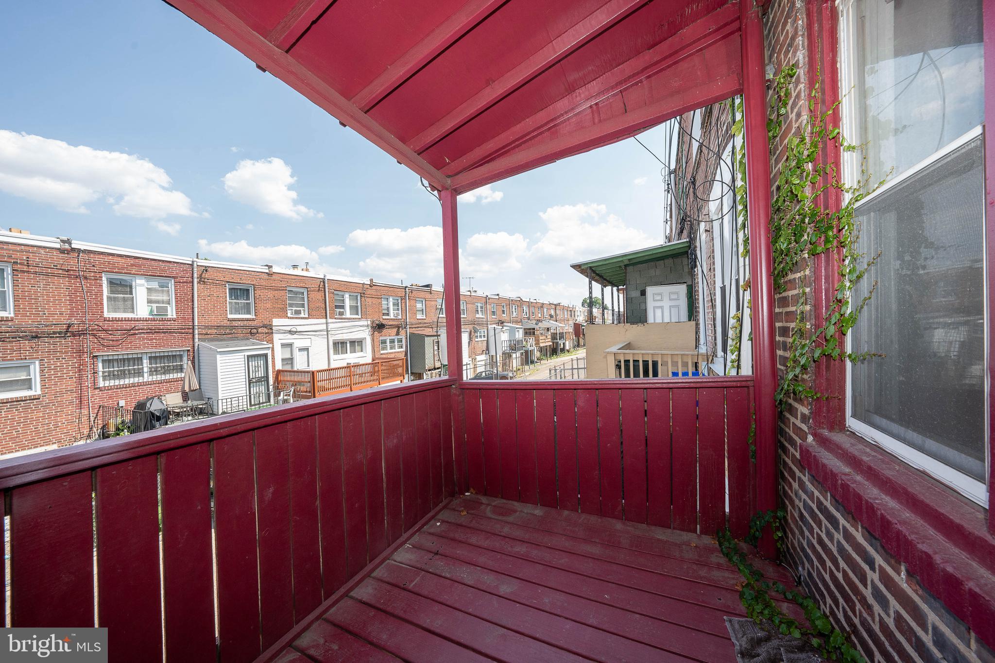 6659 N Uber St