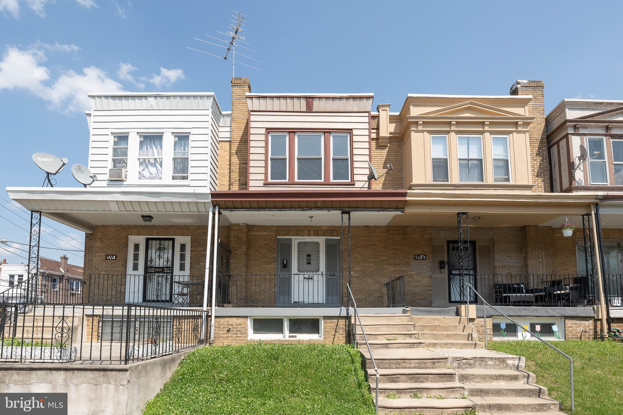 6659 N Uber St