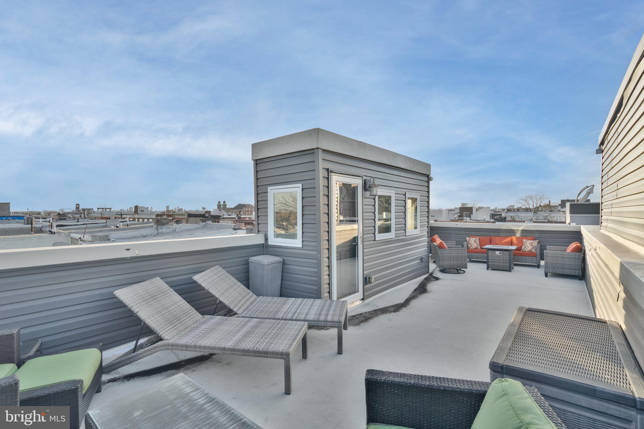 1305 S 15th St
