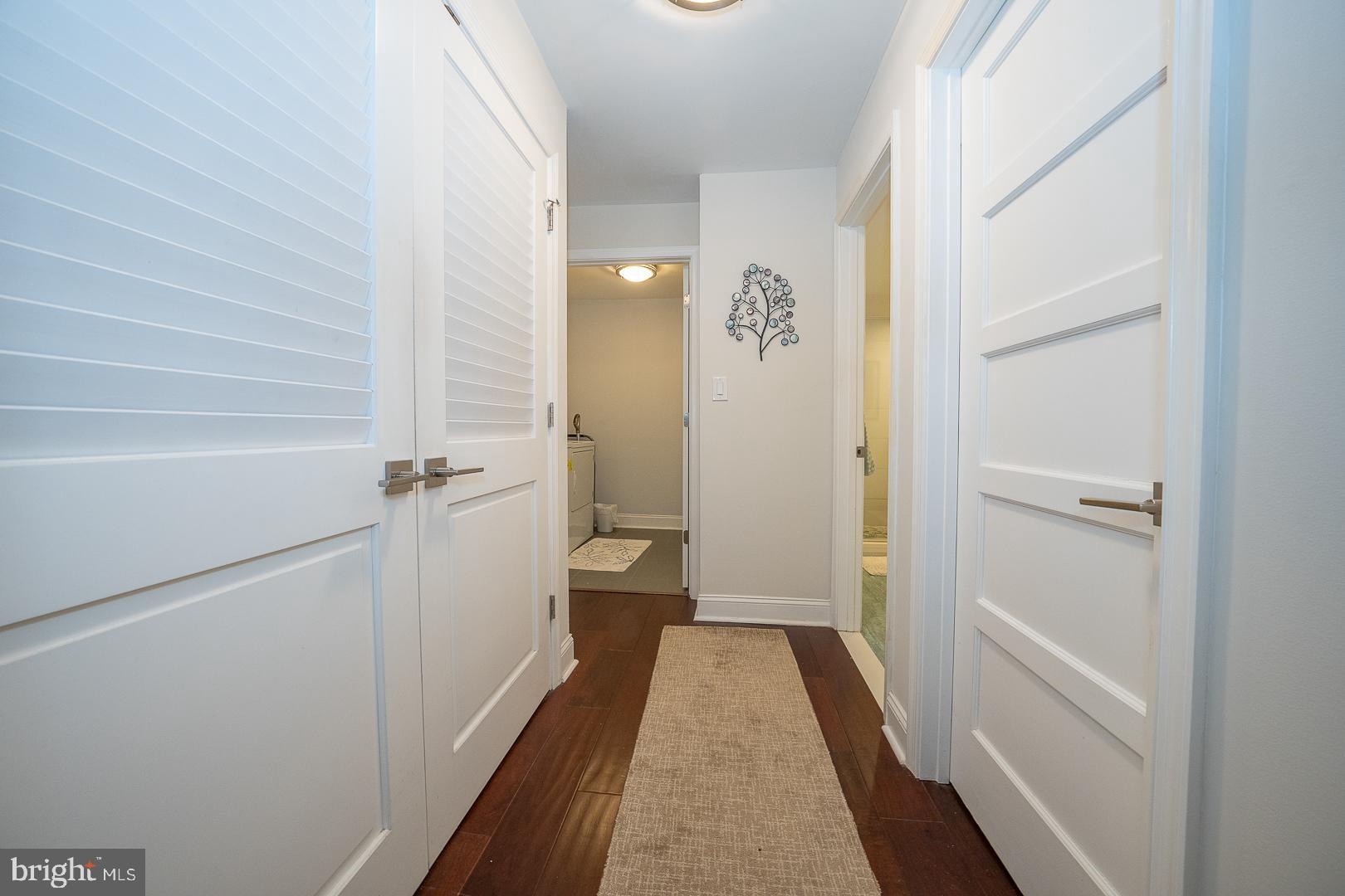 1919 Chestnut St #723-24