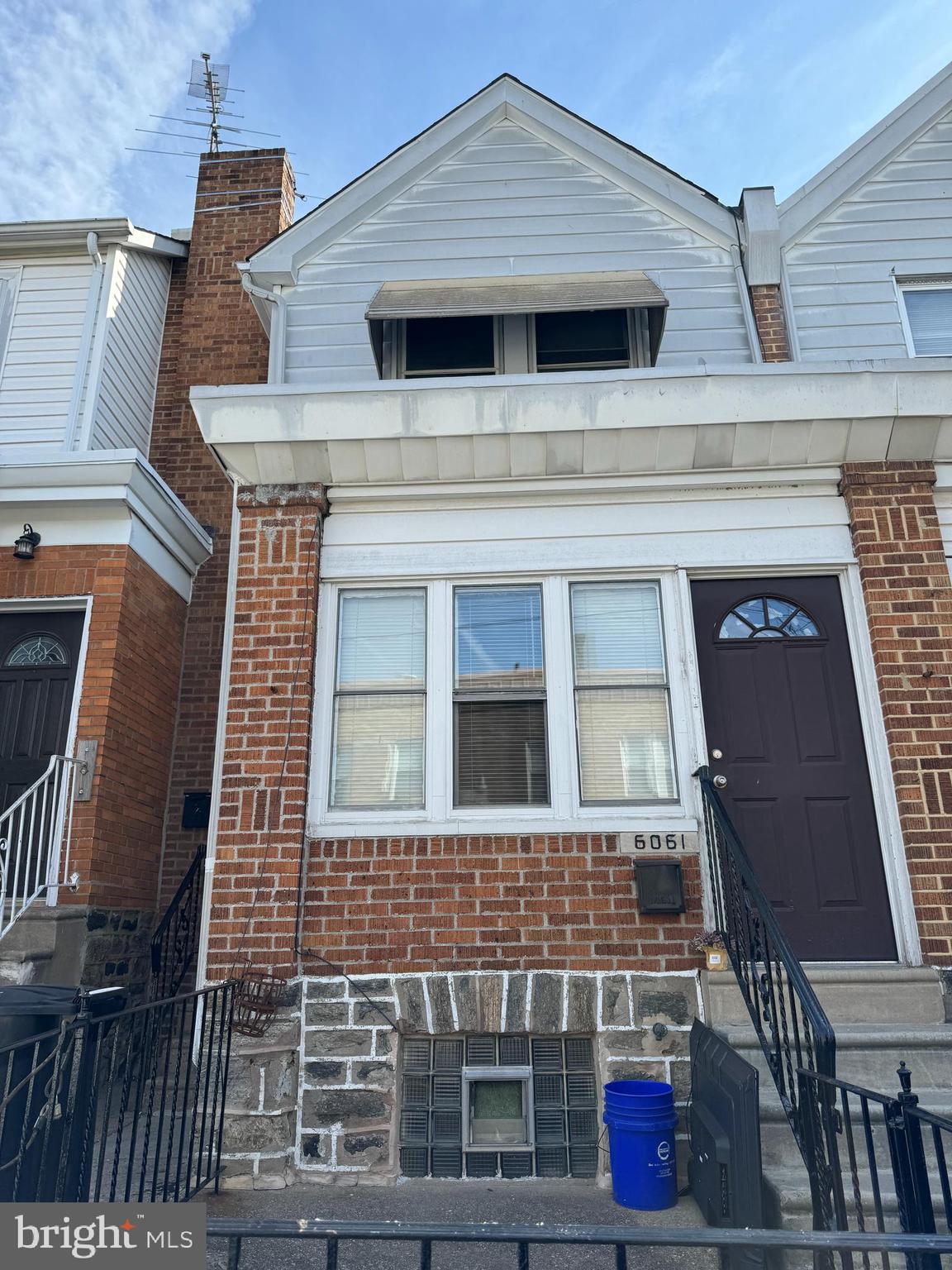 6061 N 3rd