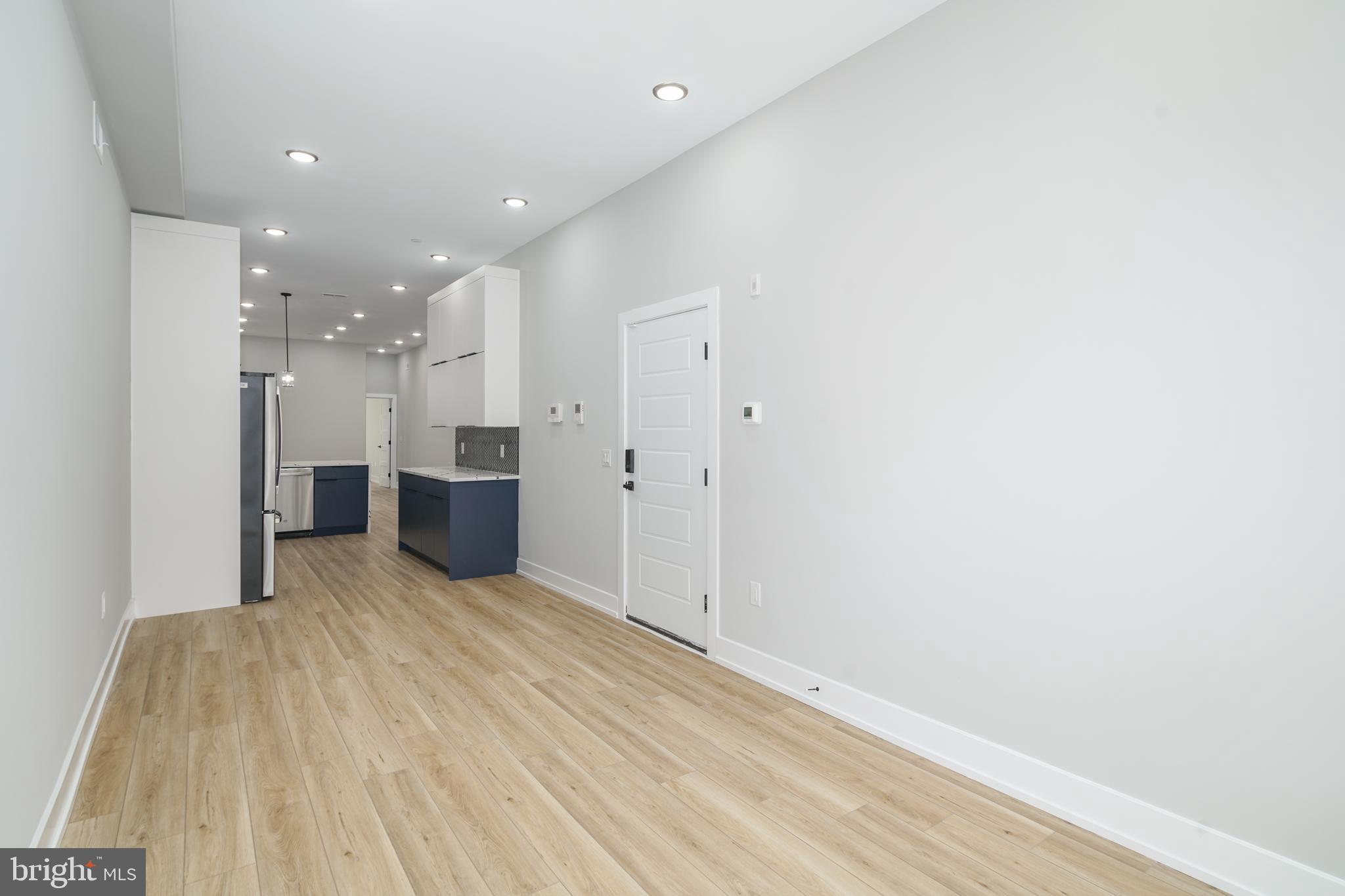 1341 N Randolph St #1