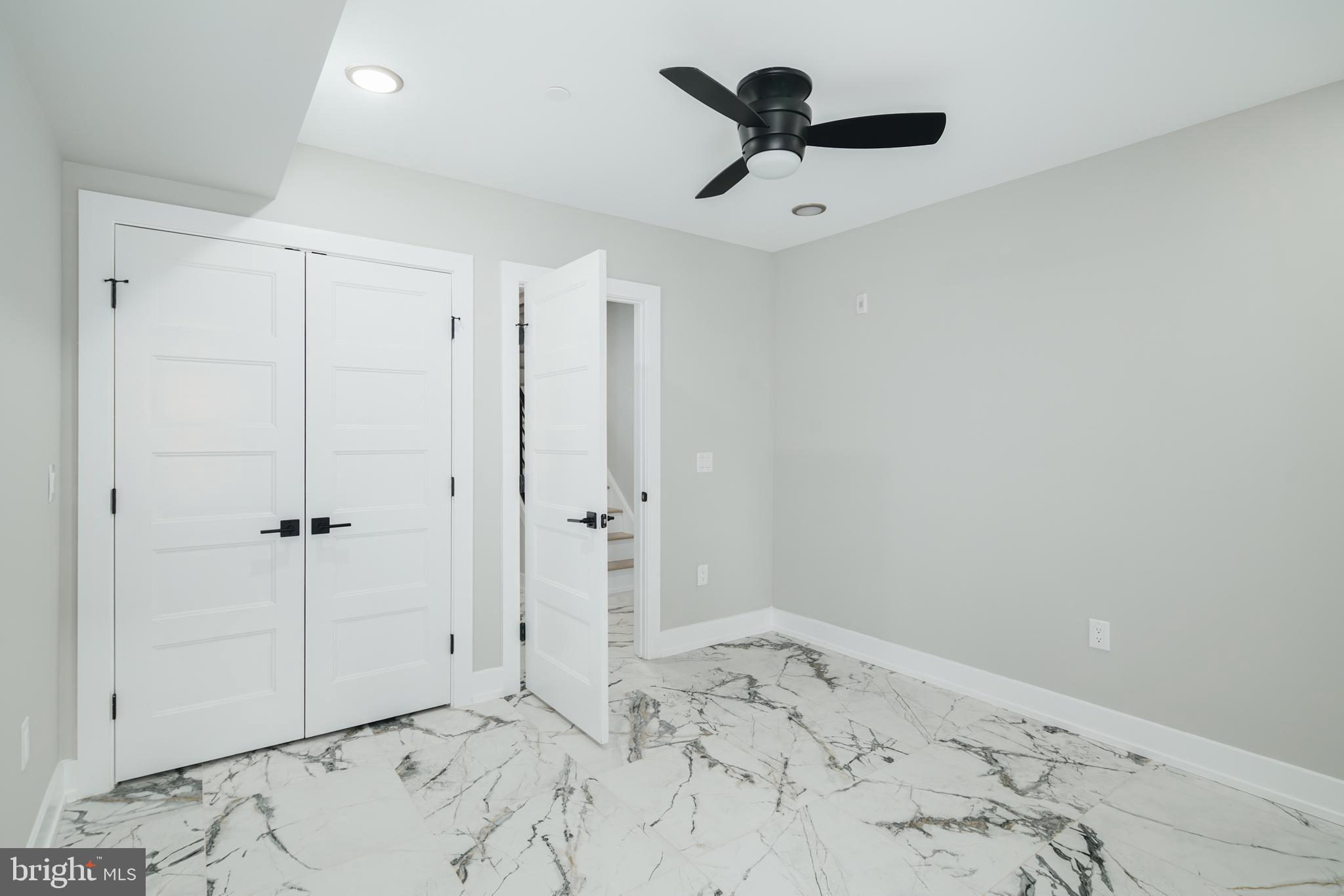 1341 N Randolph St #1