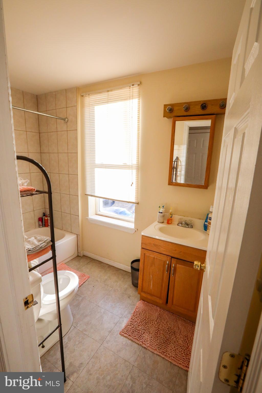 1522 W Dauphin St #2