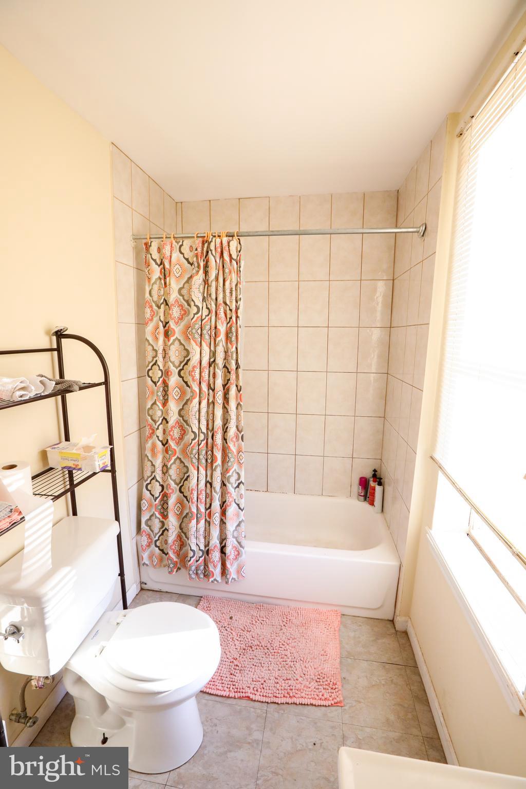 1522 W Dauphin St #2