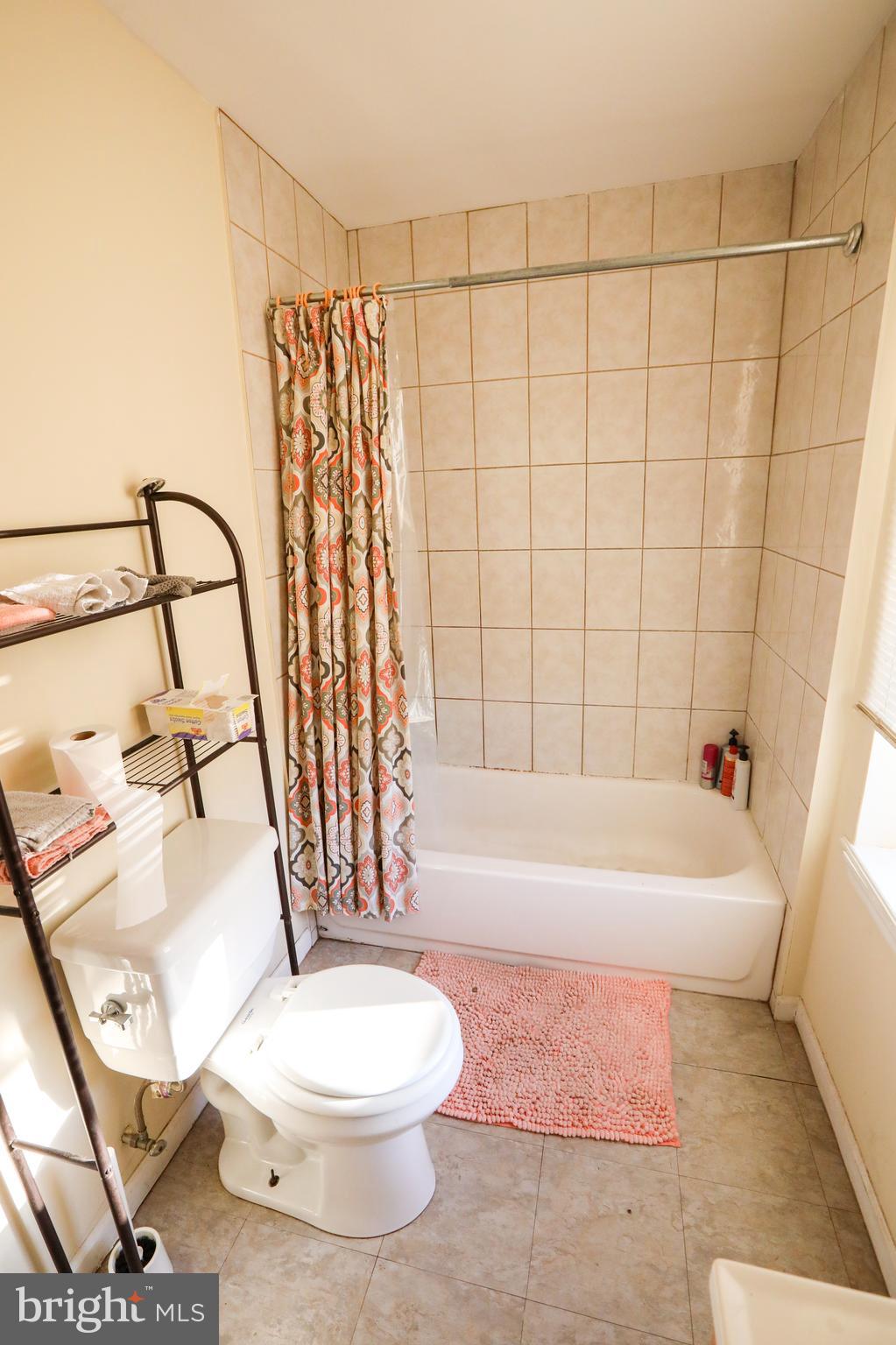 1522 W Dauphin St #2