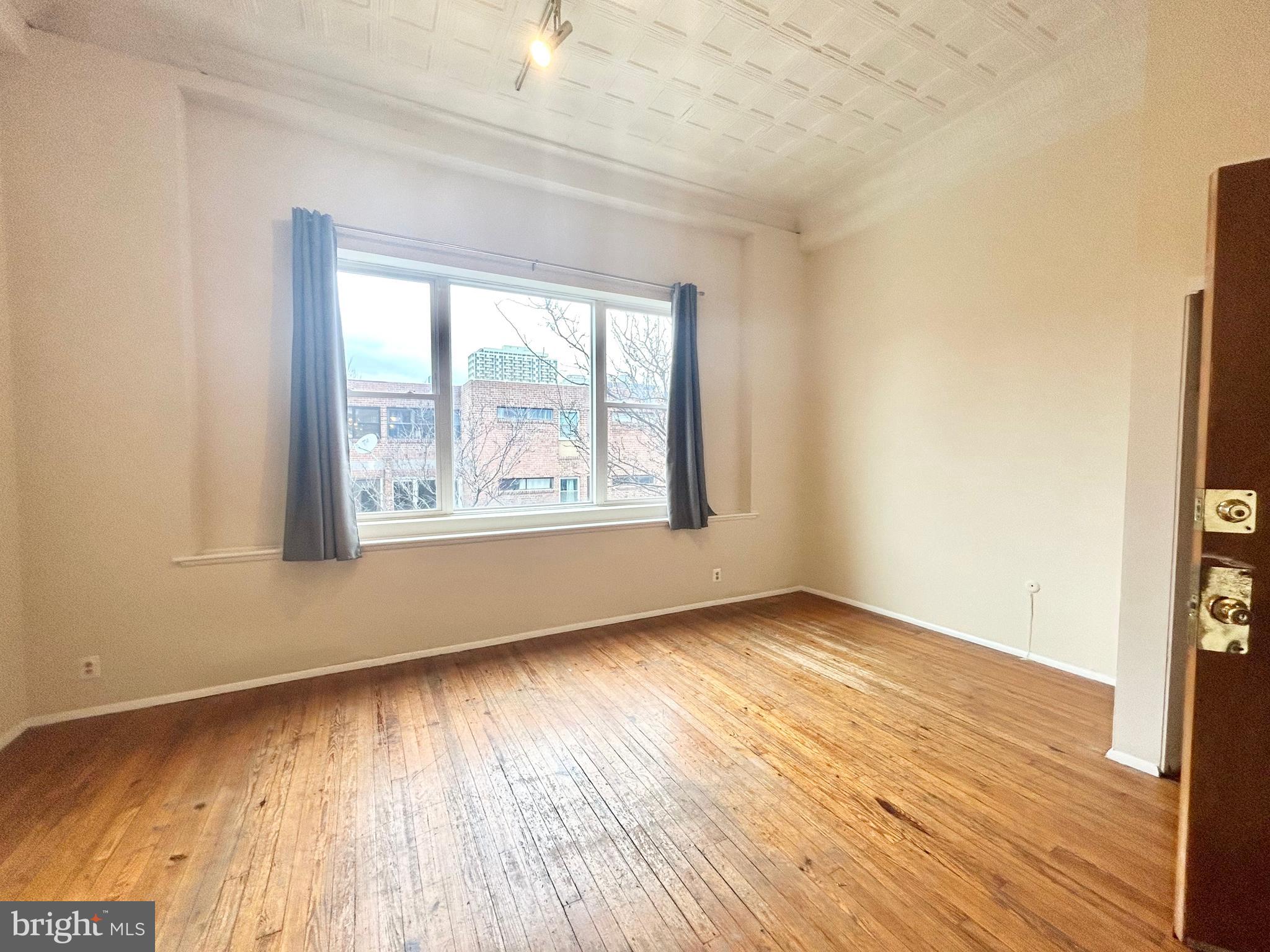 716 South St #2f
