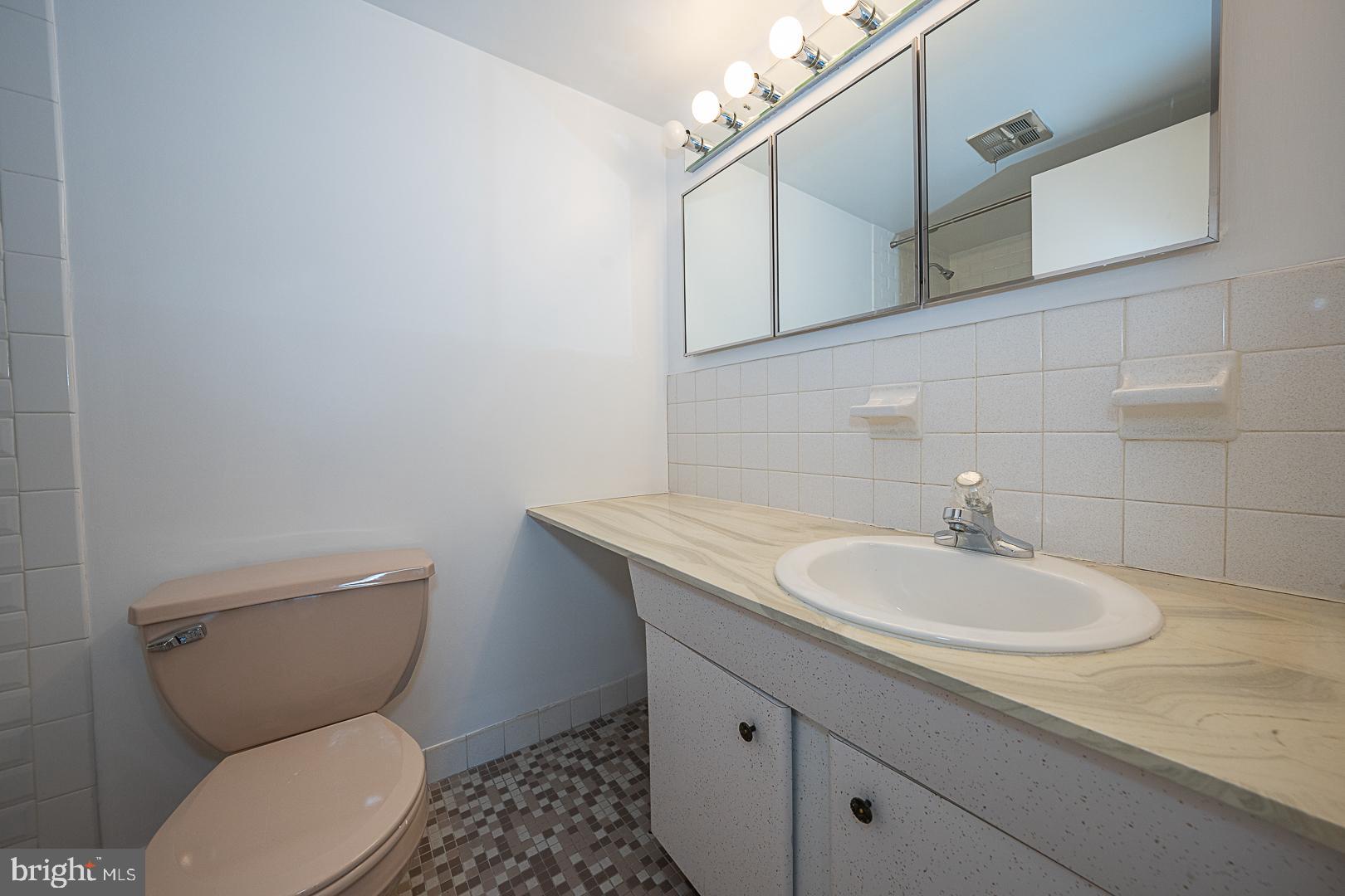 1901 John F Kennedy Blvd #2618-17