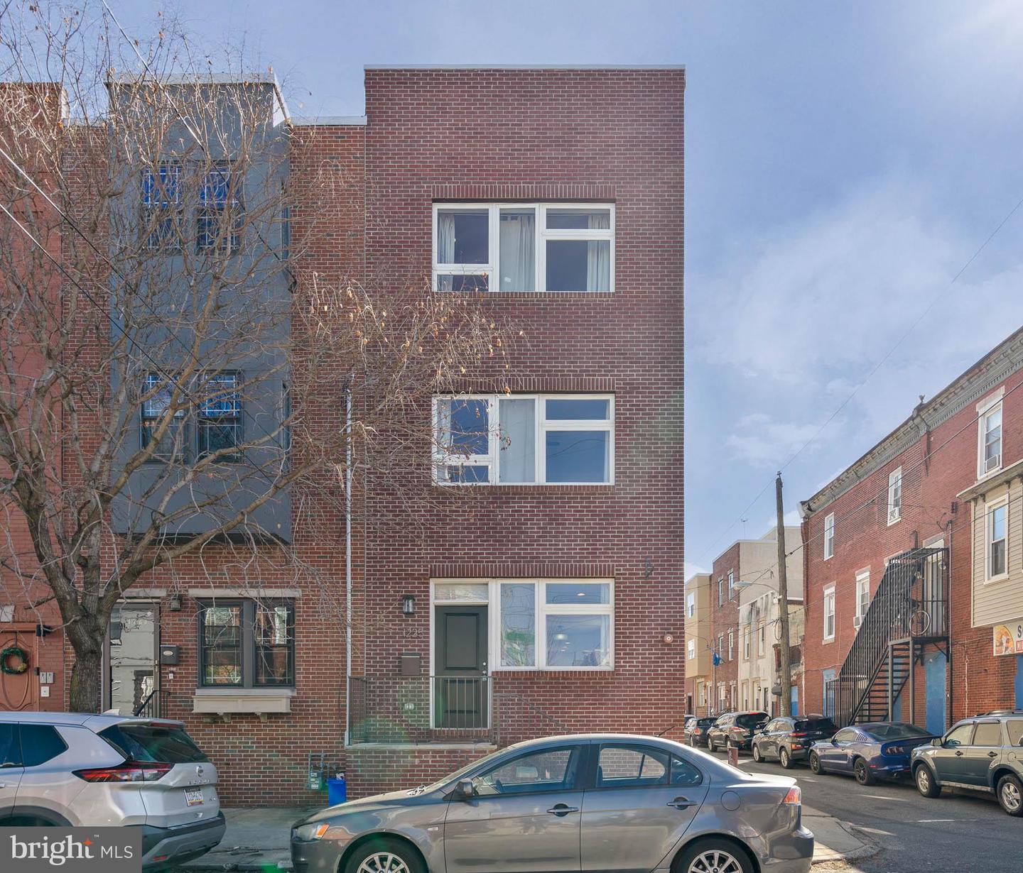 1225 S 18th St