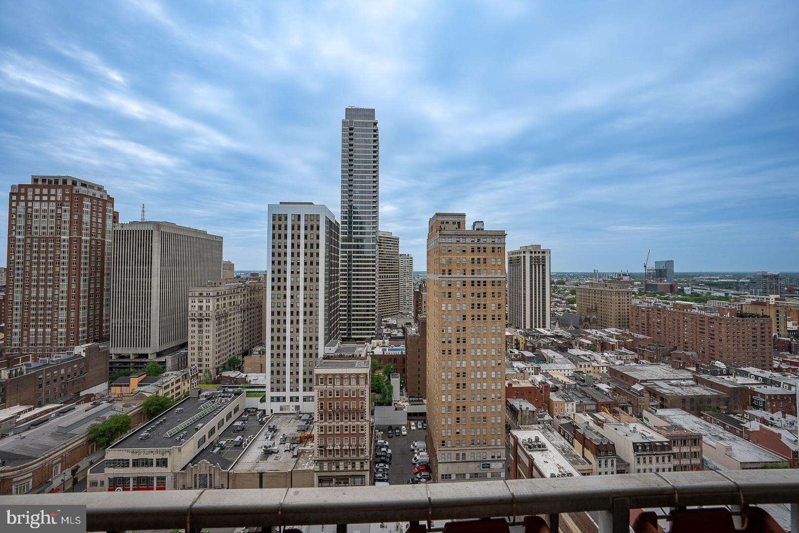 1919 Chestnut St #2516-17