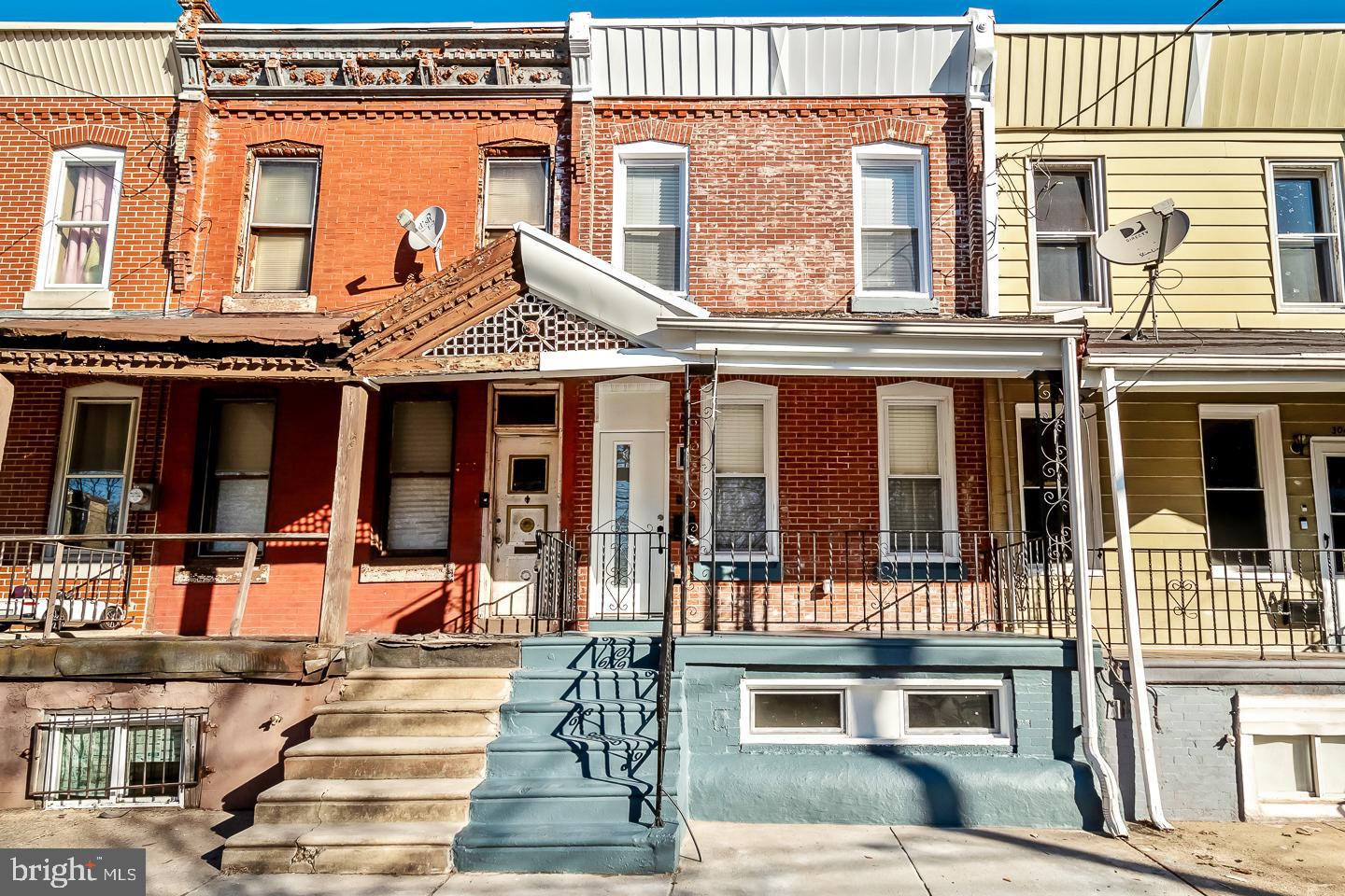 3049 Euclid Ave