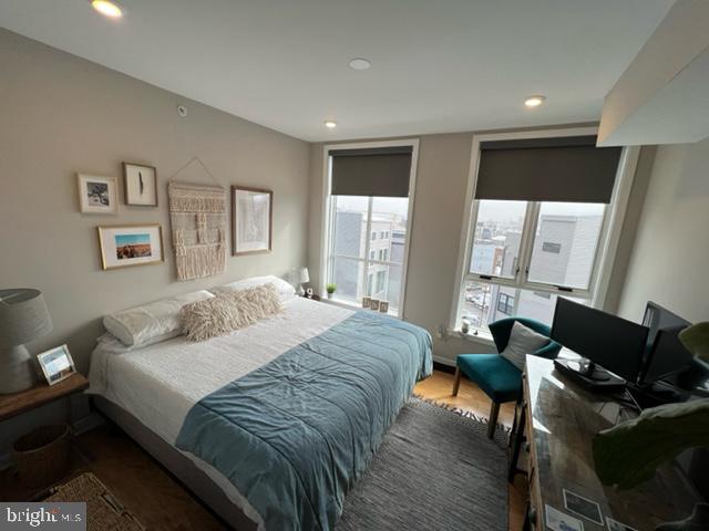 1734-38 Ridge Ave #404