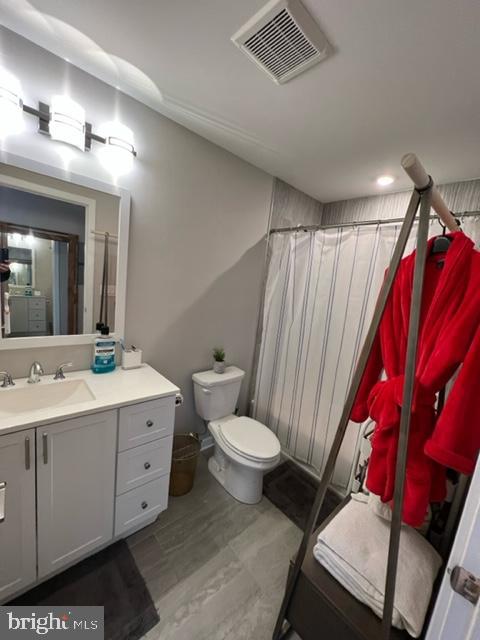 1734-38 Ridge Ave #404