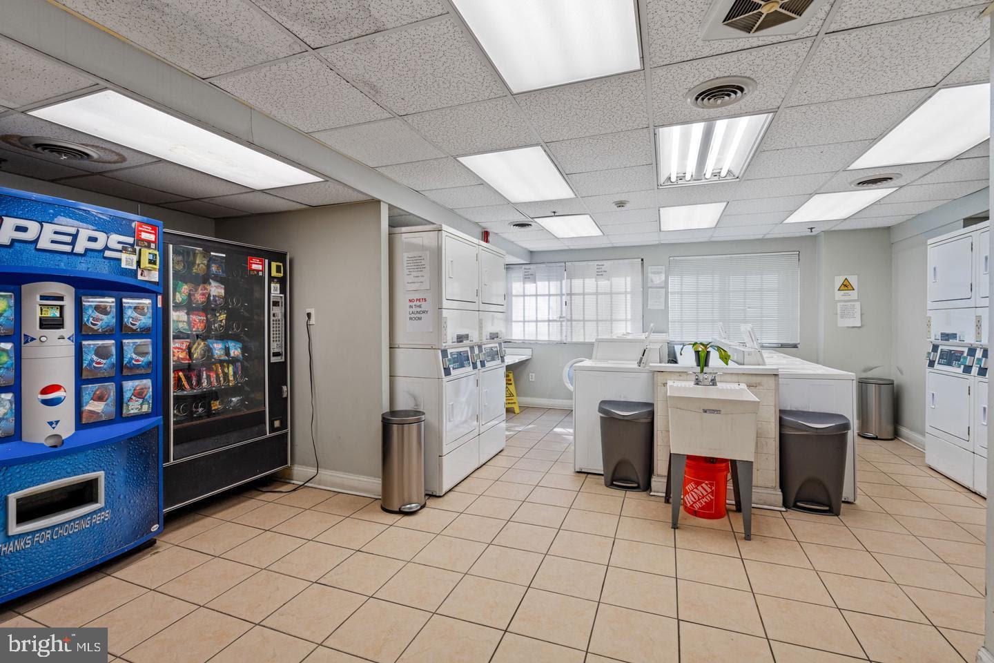 2101-17 Chestnut St 1811