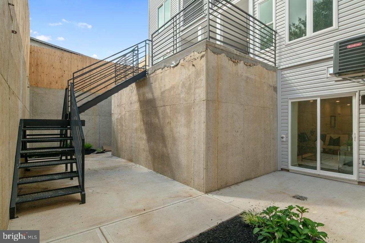 1841 N 6th St #5