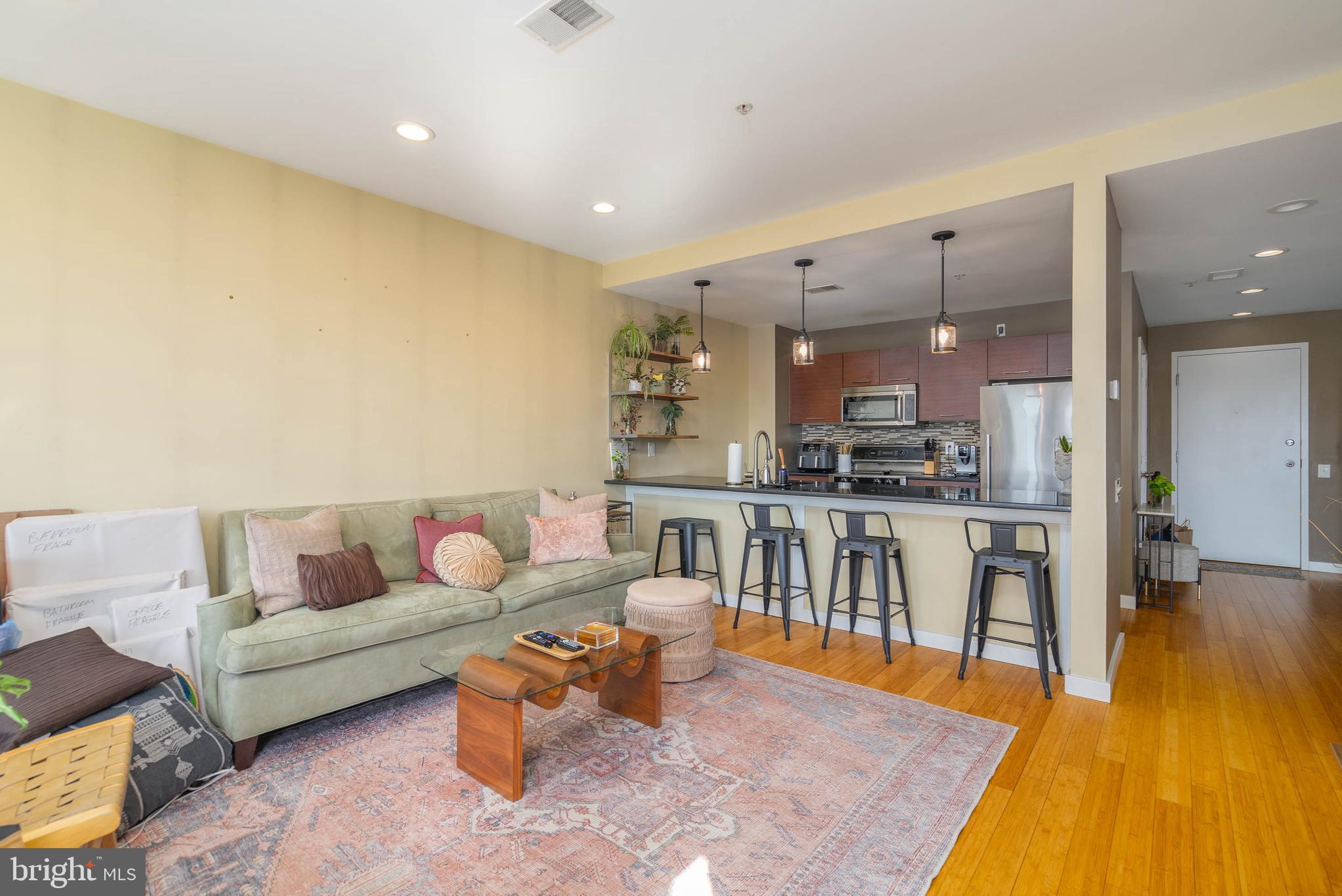 934-50 N 3rd St 401