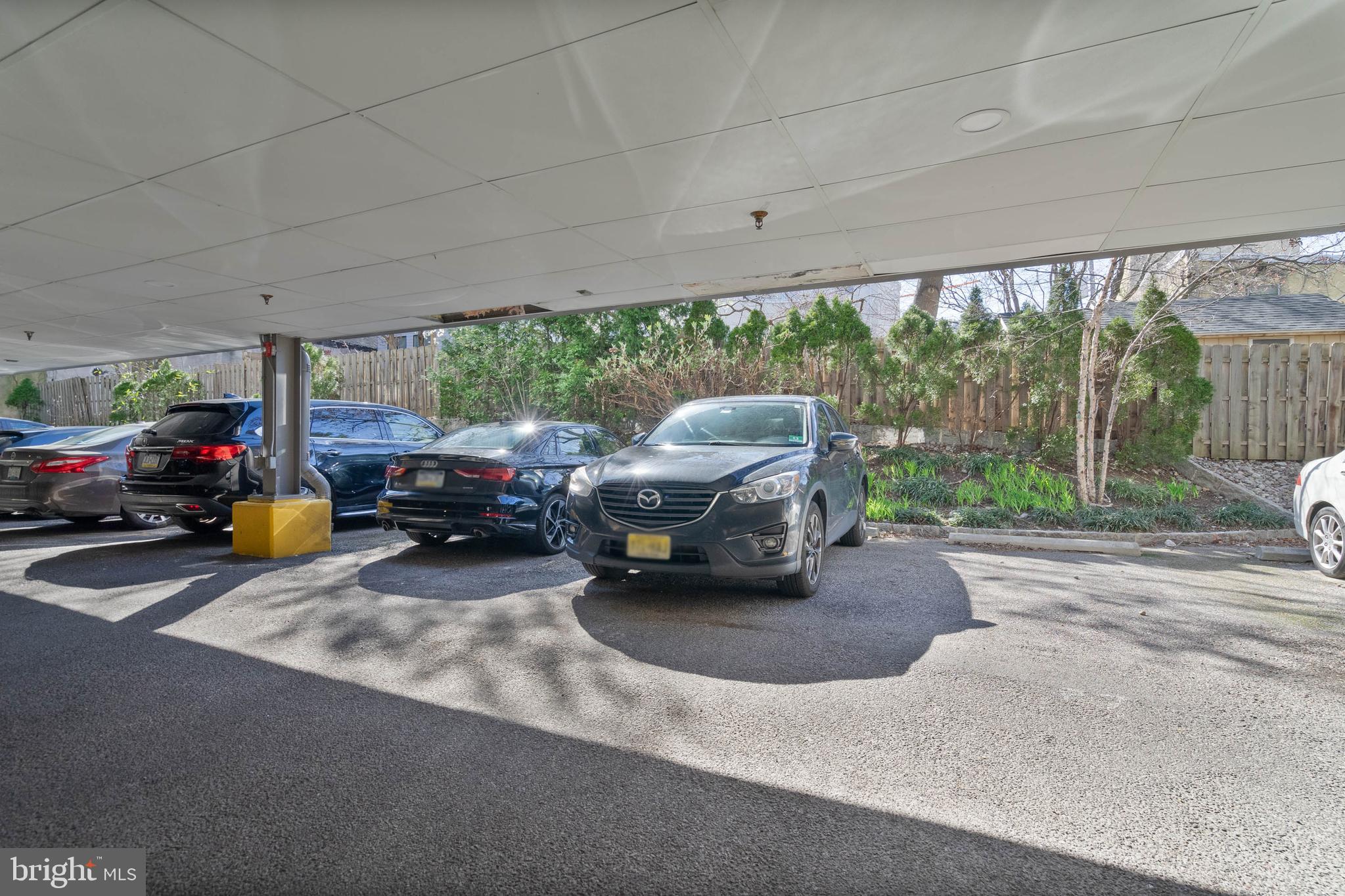 934-50 N 3rd St 401