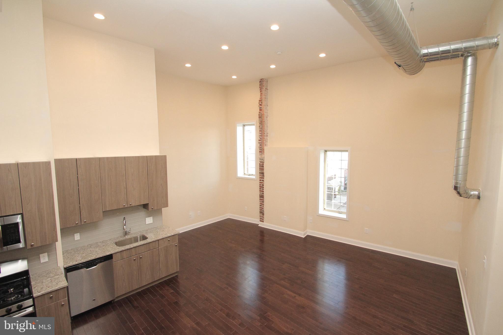 1218-20 S 8TH ST #4