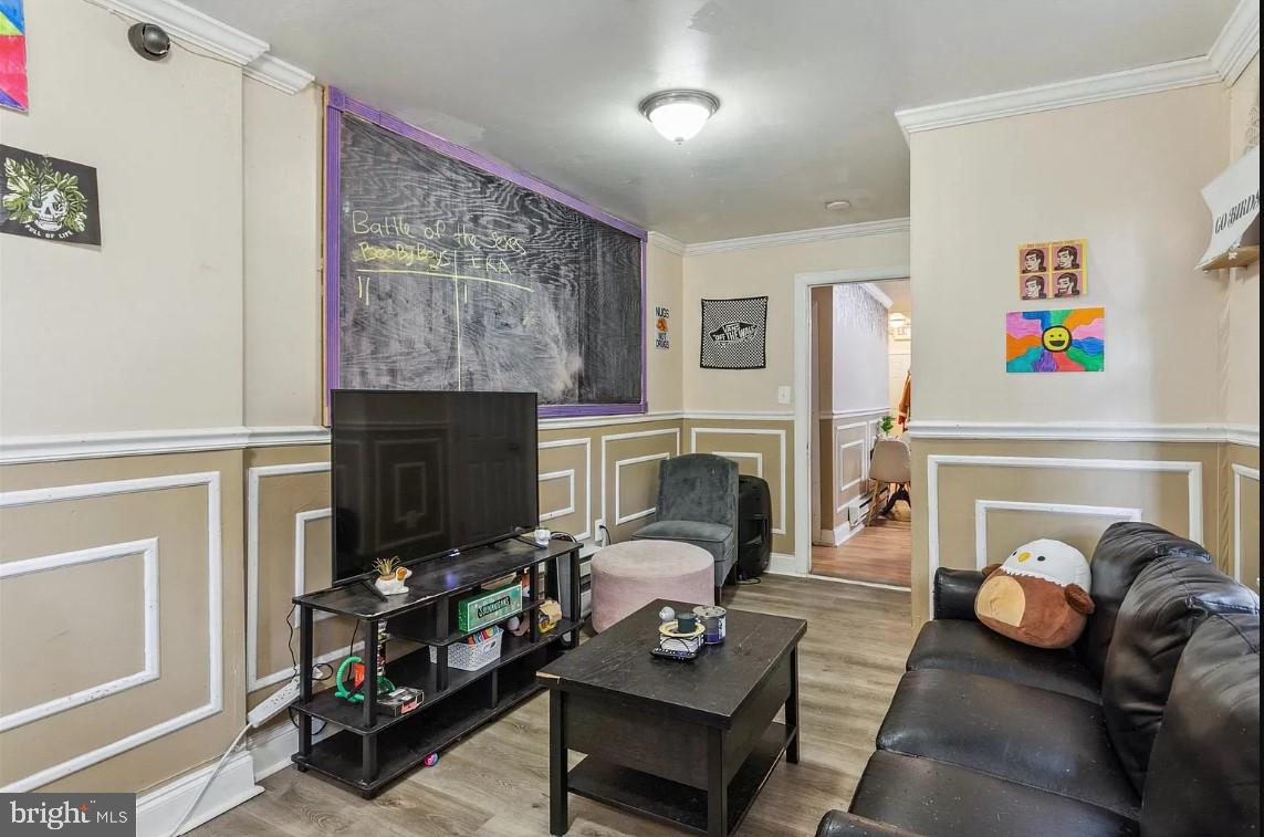 1706 N BOUVIER ST #HOUSE