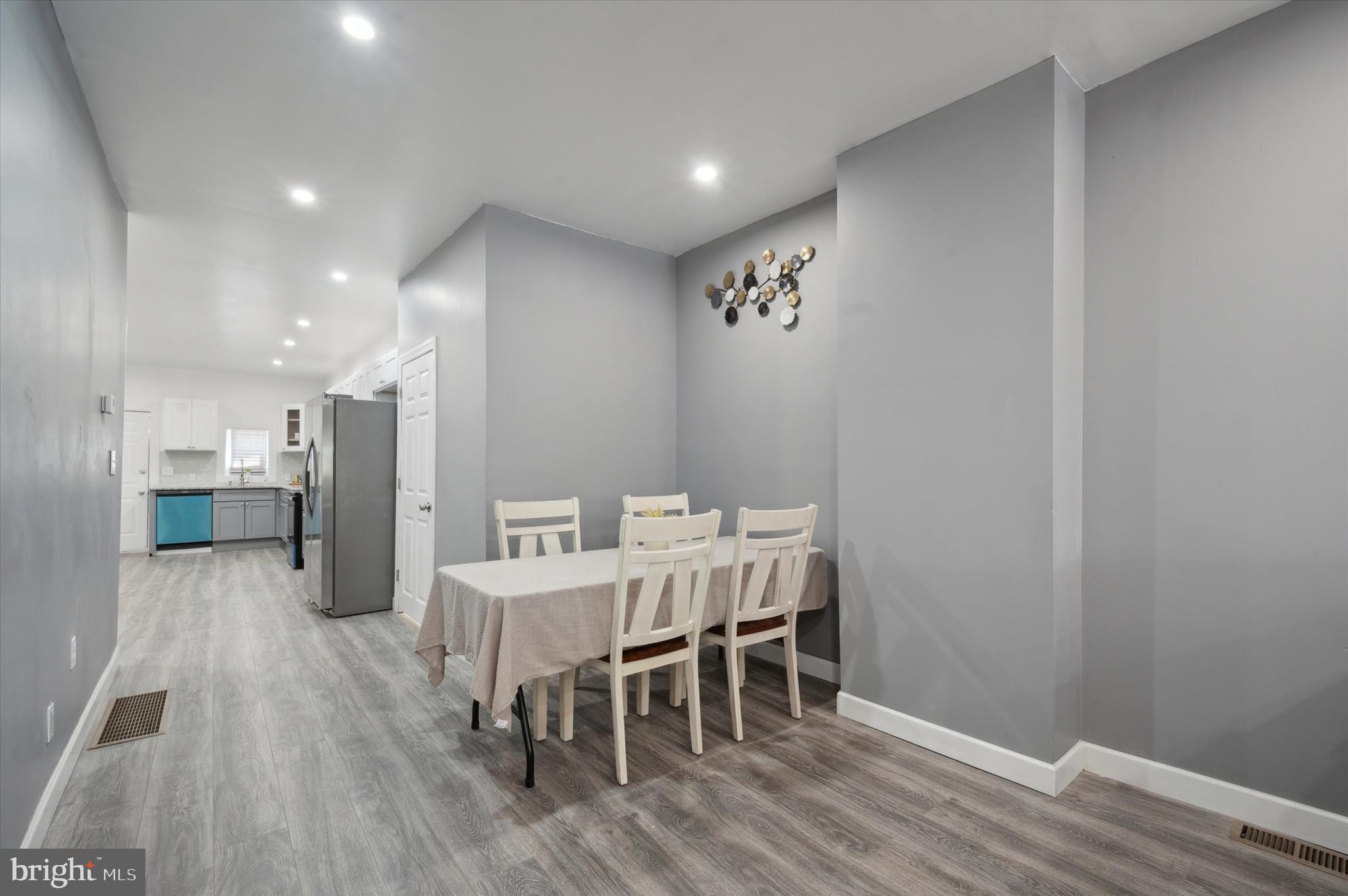 5966 Springfield Ave