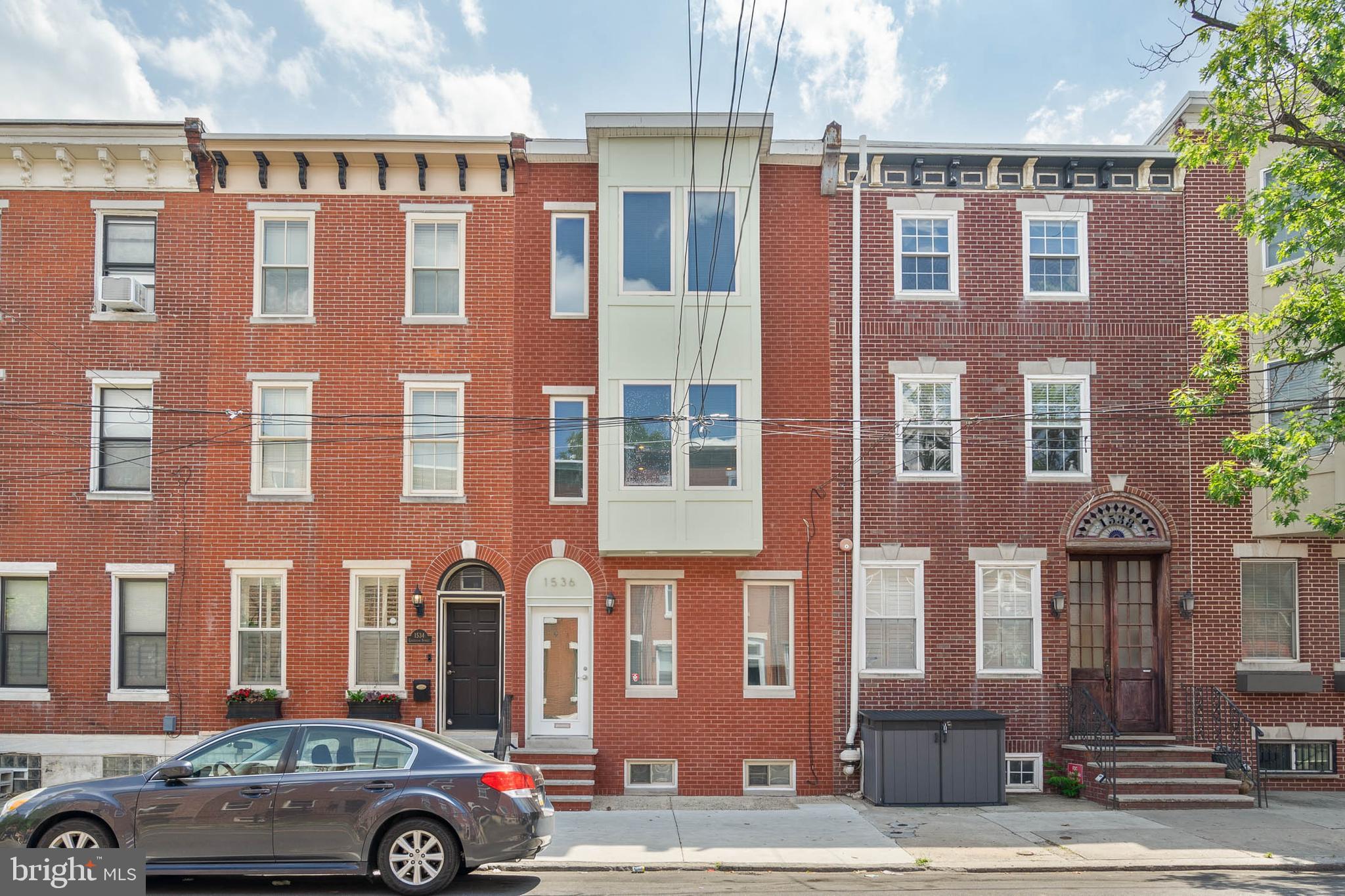 1536 Christian St