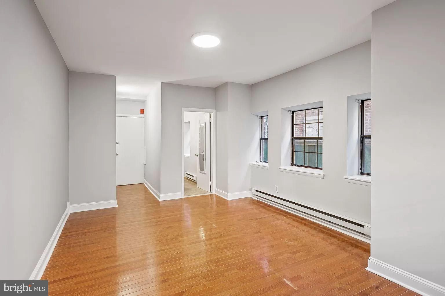 2015 WALNUT ST #201A