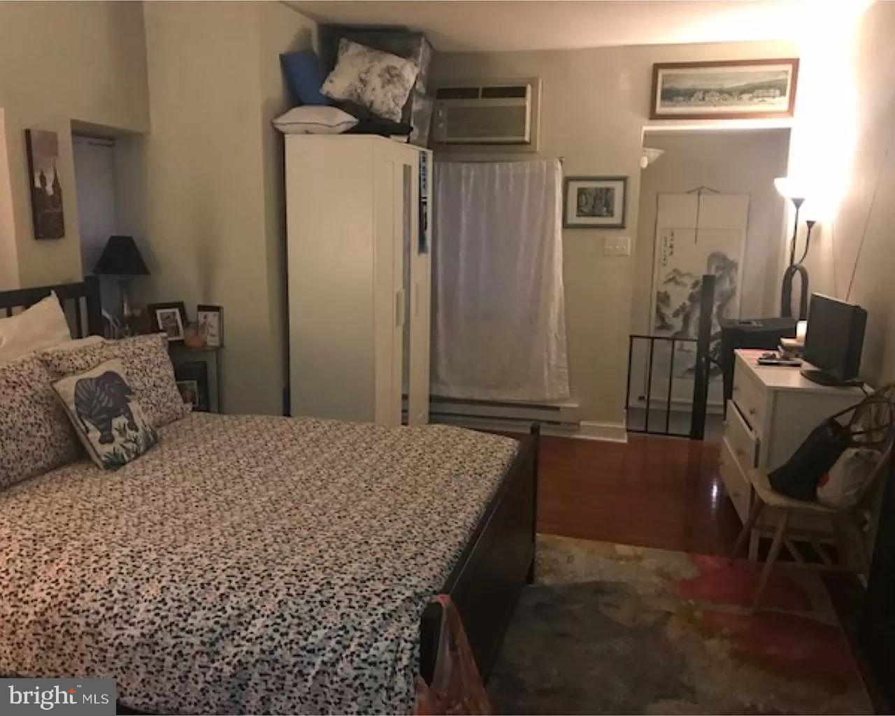 2015 WALNUT ST #201A