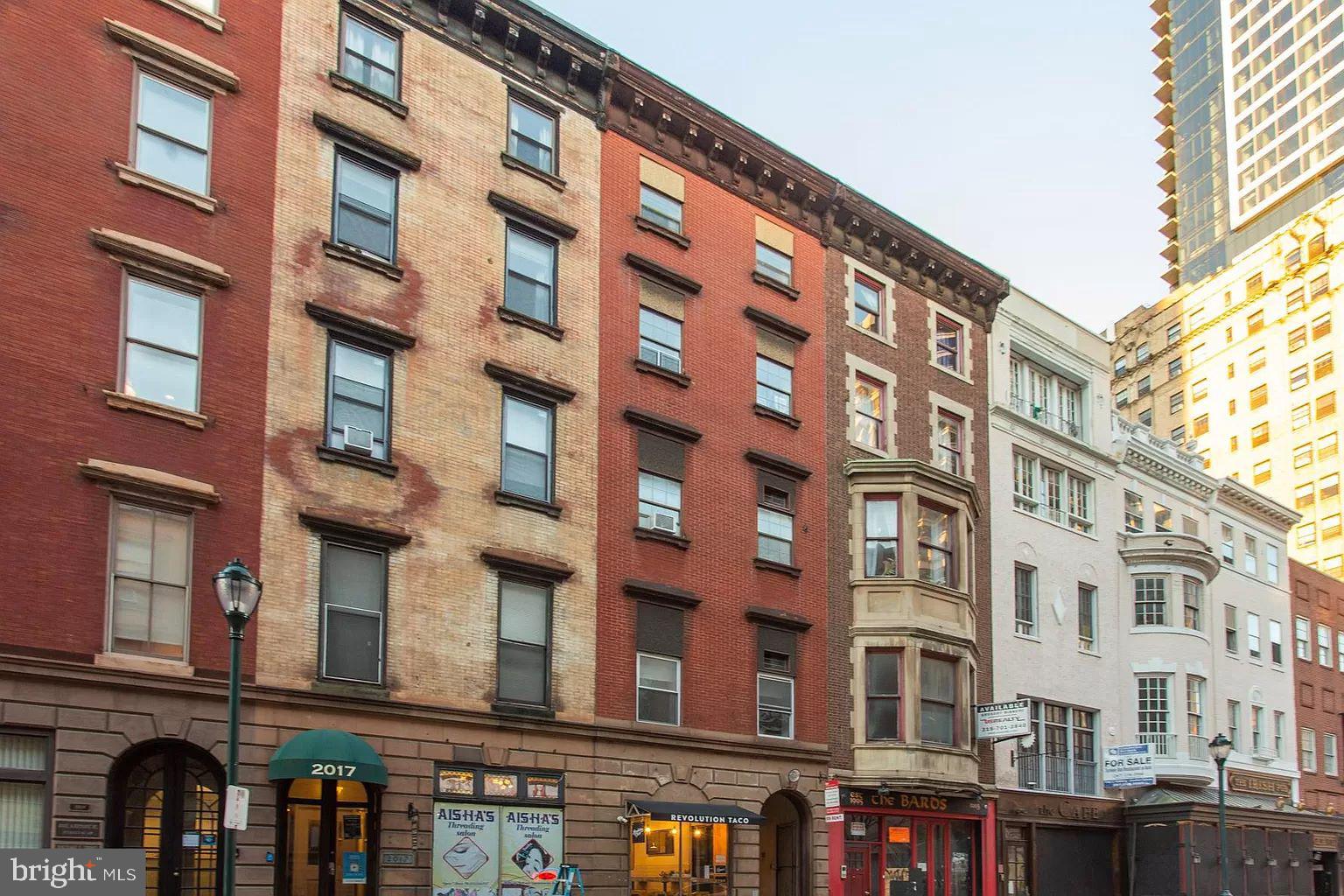 2015 WALNUT ST #201A