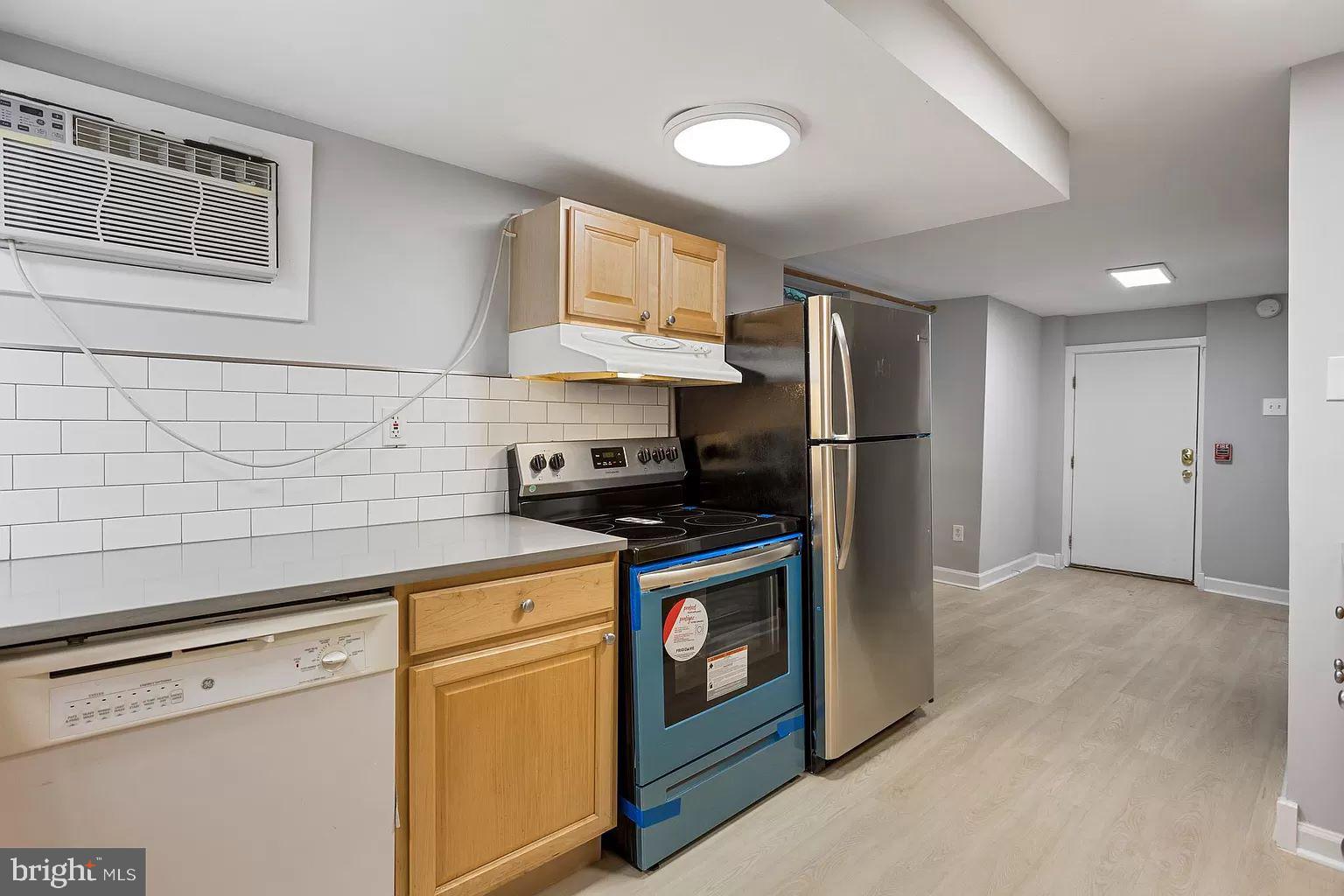 2015 WALNUT ST #201A