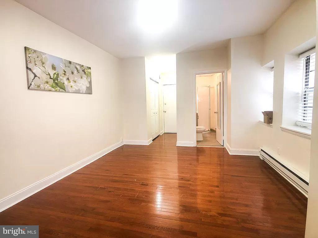 2015 WALNUT ST #201A