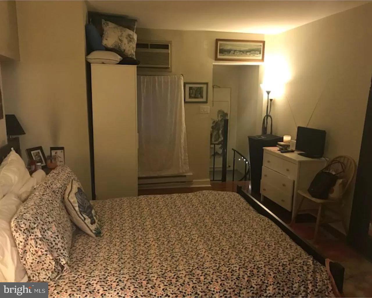 2015 WALNUT ST #201A