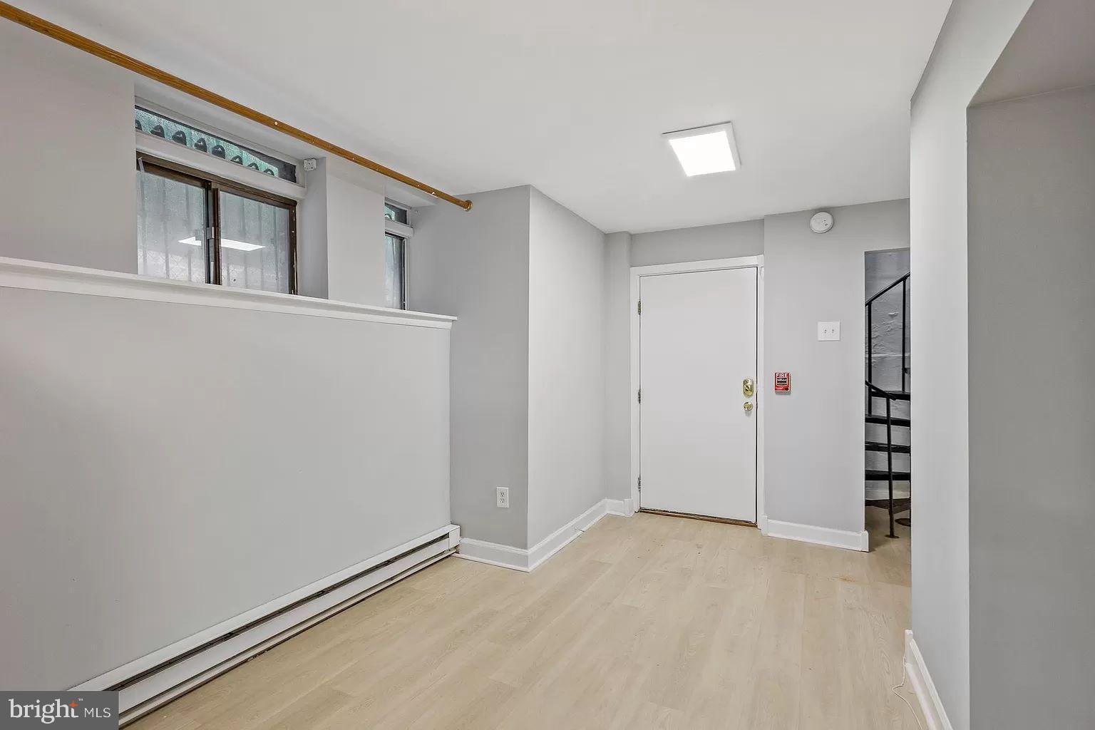 2015 WALNUT ST #201A