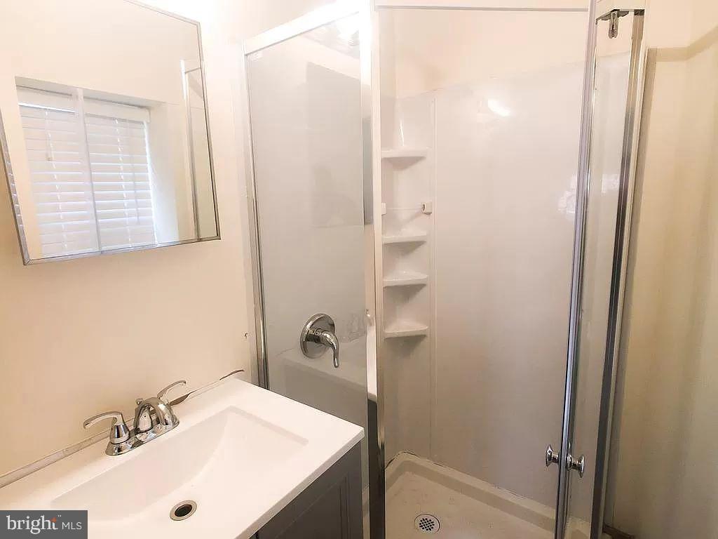 2015 WALNUT ST #201A