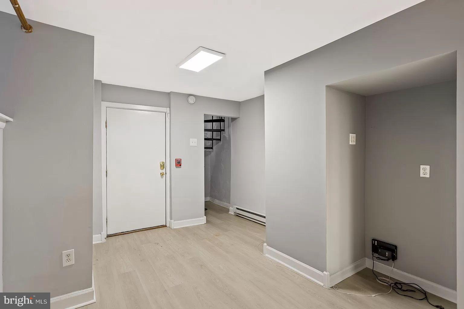 2015 WALNUT ST #201A