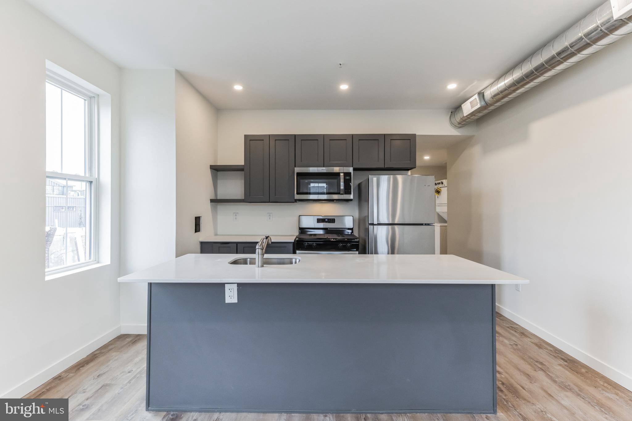 612 S 6TH ST #2A