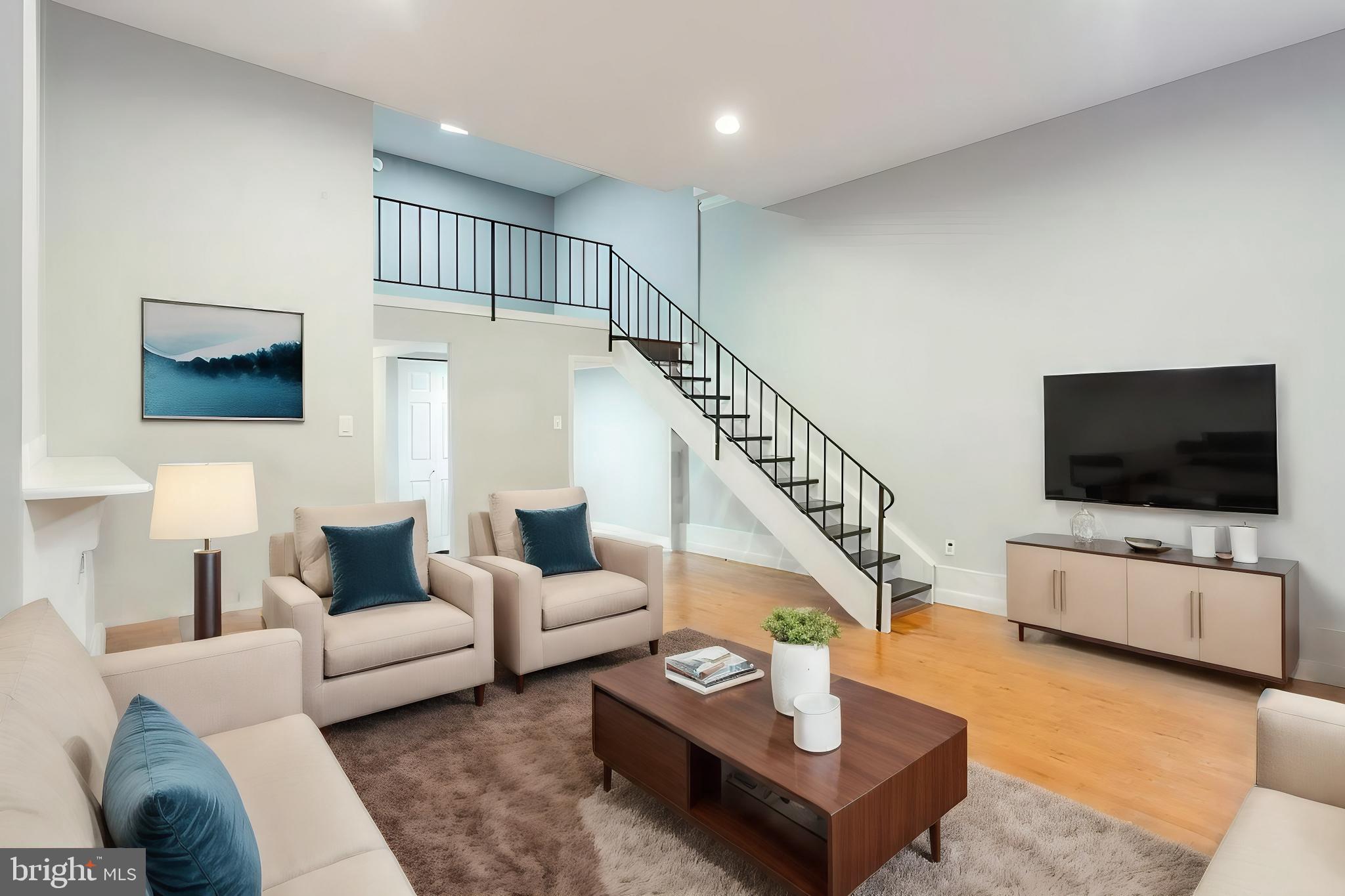 2015 WALNUT ST #202