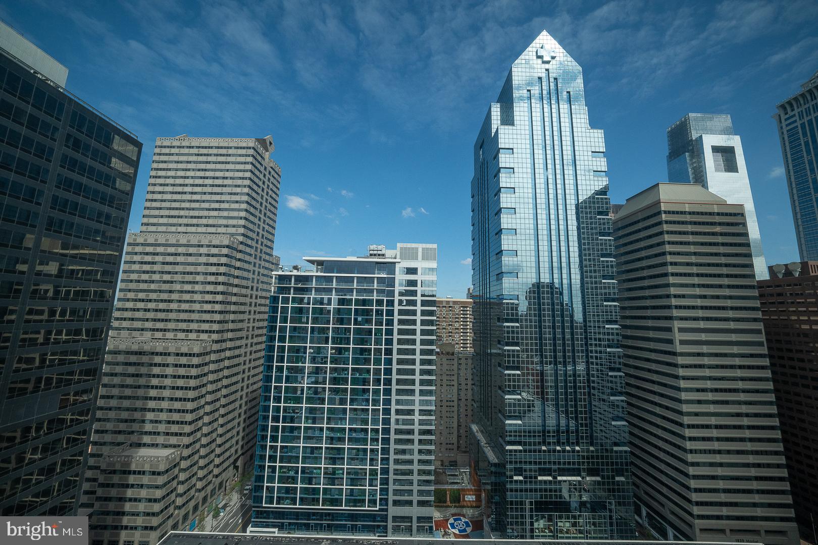 1919 Chestnut St #2823