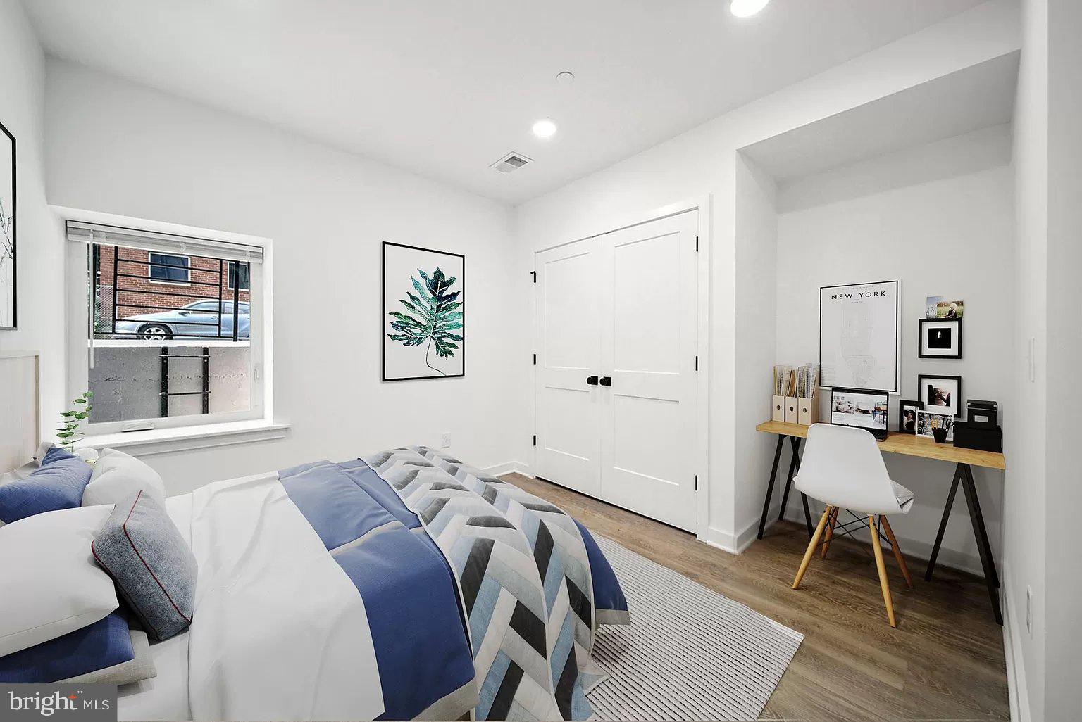 1305 W CLEARFIELD ST #2