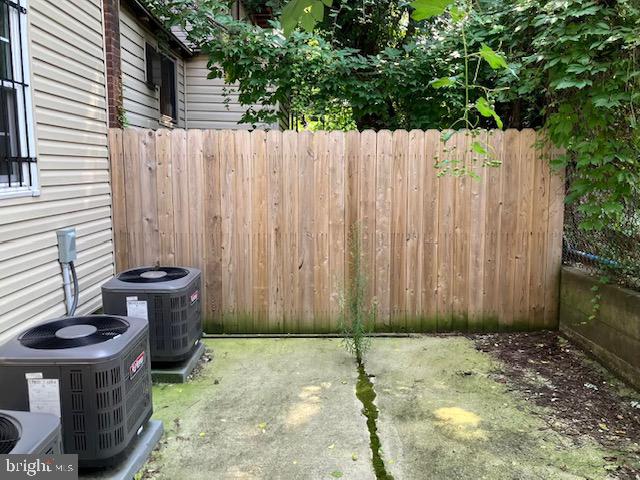 216 BUCKINGHAM PL #1