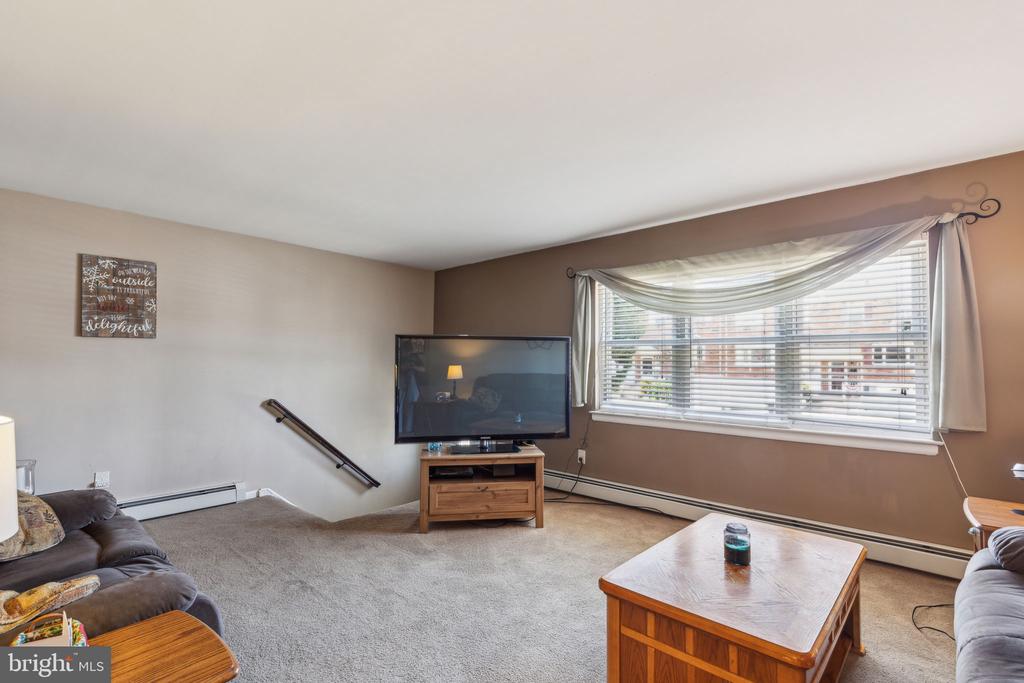 3415 Brookview Rd