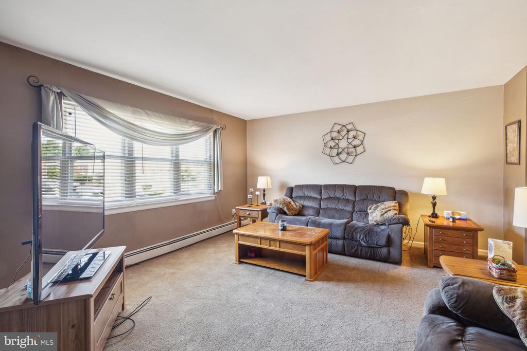 3415 Brookview Rd