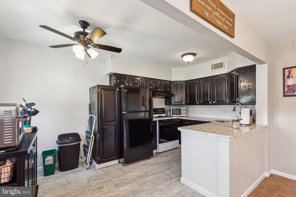 3415 Brookview Rd