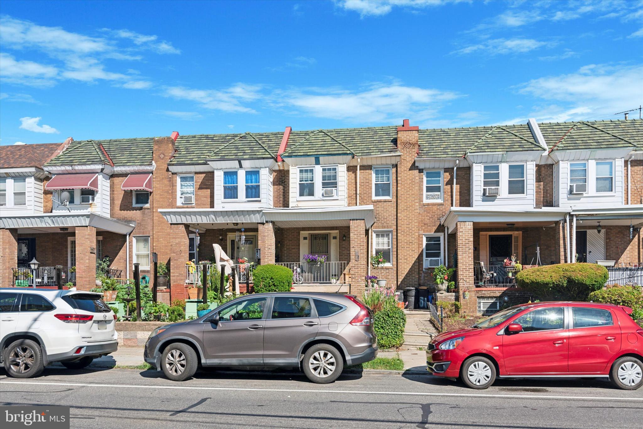 53 W Washington Ln