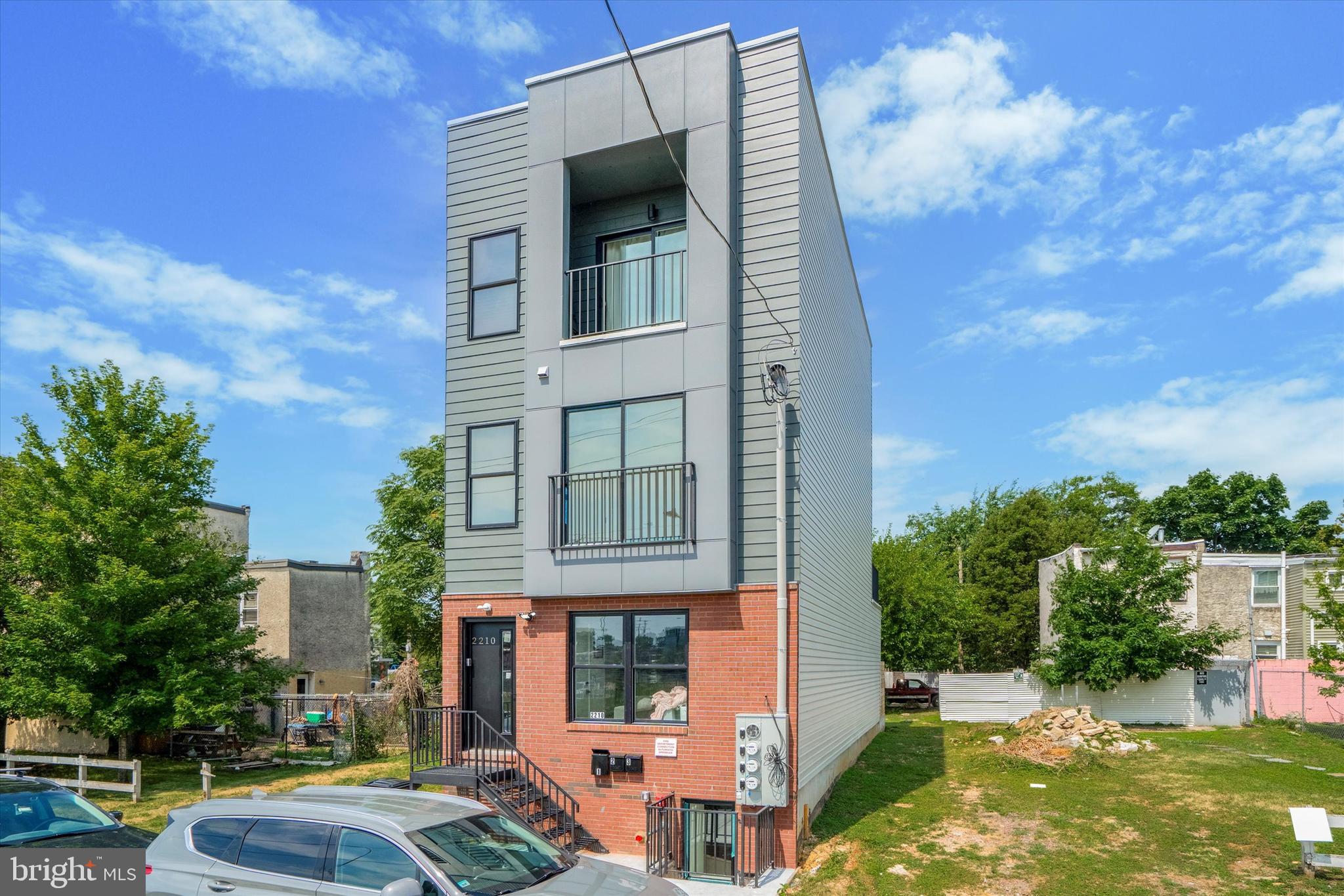 2210 N 3RD ST #2
