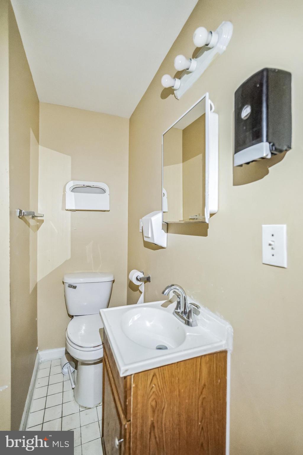 3852-54 Spring Garden St