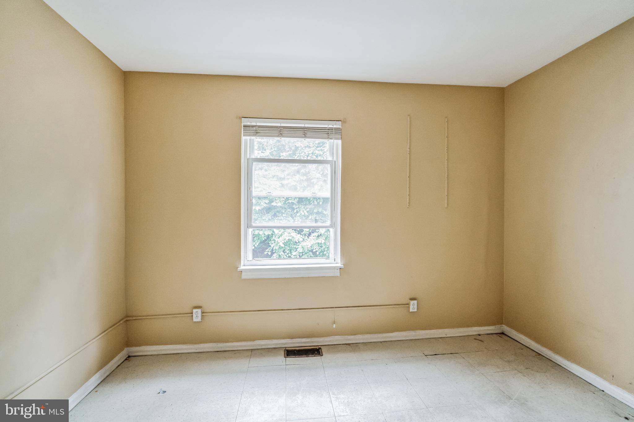 3852-54 Spring Garden St