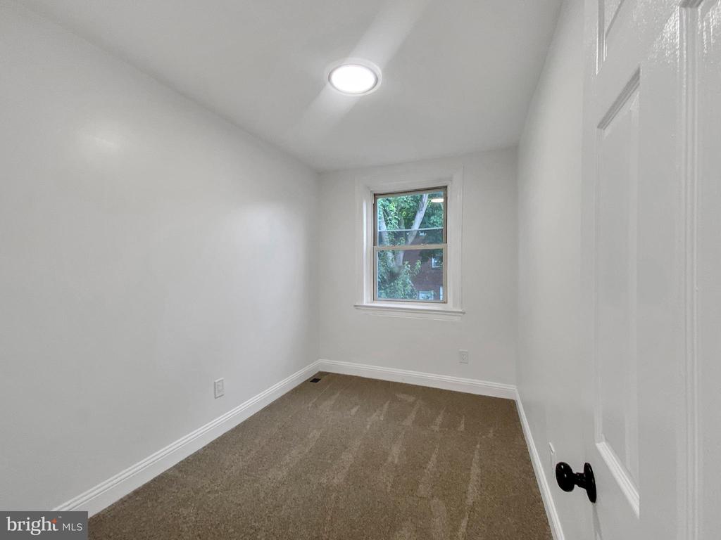 55 E Montana St