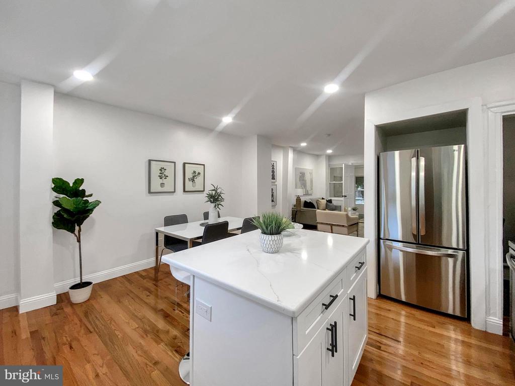 55 E Montana St