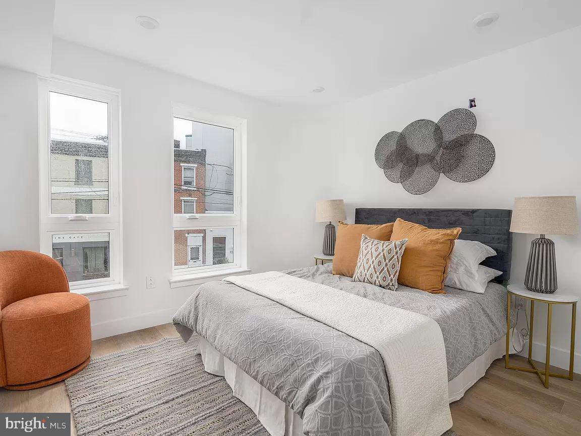 1538 FRANKFORD AVE #2A