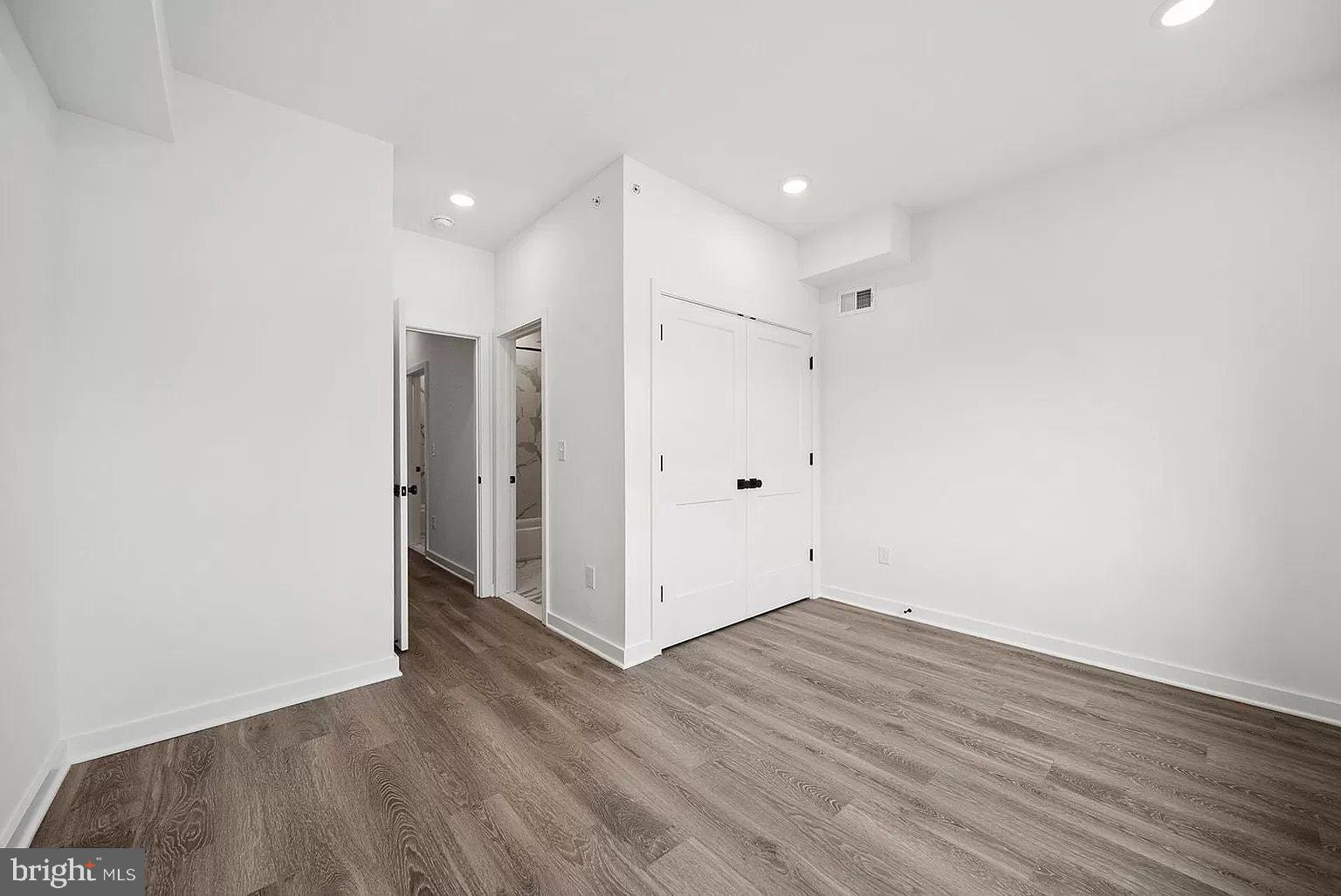 1301 W CLEARFIELD ST #A